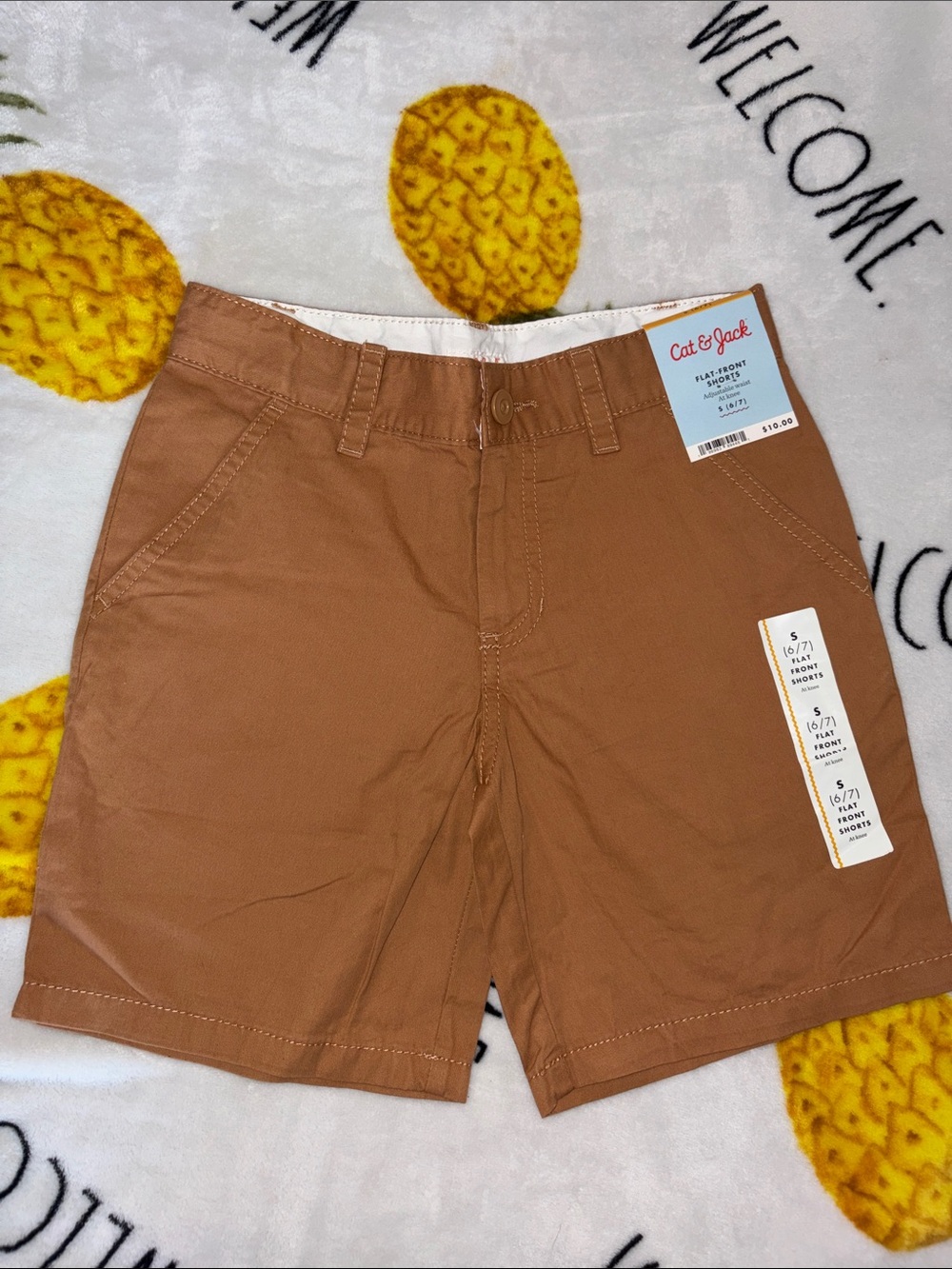 Cat & Jack Boys' Tan Flat-Front Cotton Shorts 6/7 small